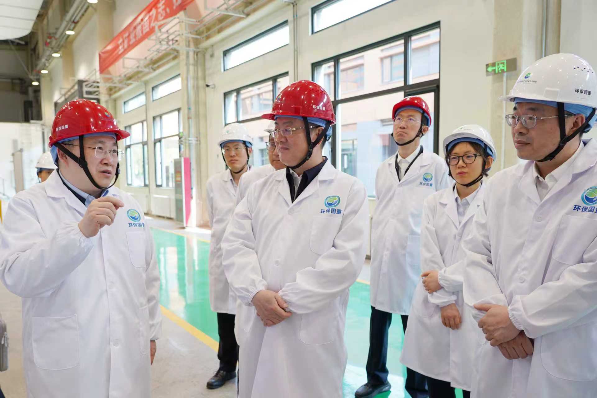 5-李仲澤調研鋼鐵工業環境保護全國重點實驗室